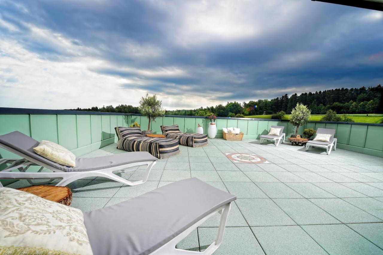 Landhotel Talblick Neuweiler  Eksteriør billede